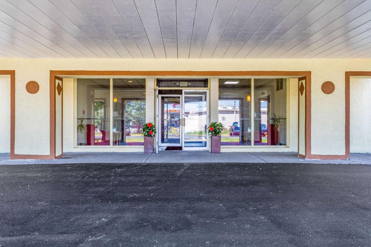 Econo Lodge Fredonia Eksteriør bilde
