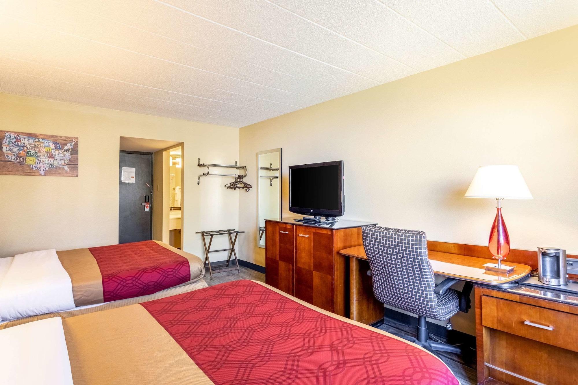 Econo Lodge Fredonia Eksteriør bilde